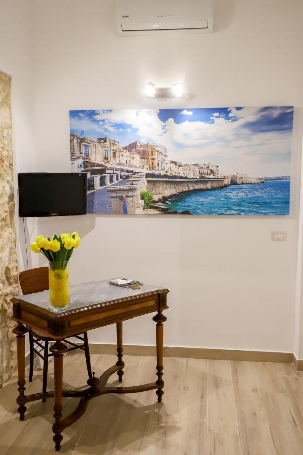 La Sicilia In Un Sogno Bed & Breakfast Syracuse Exterior photo
