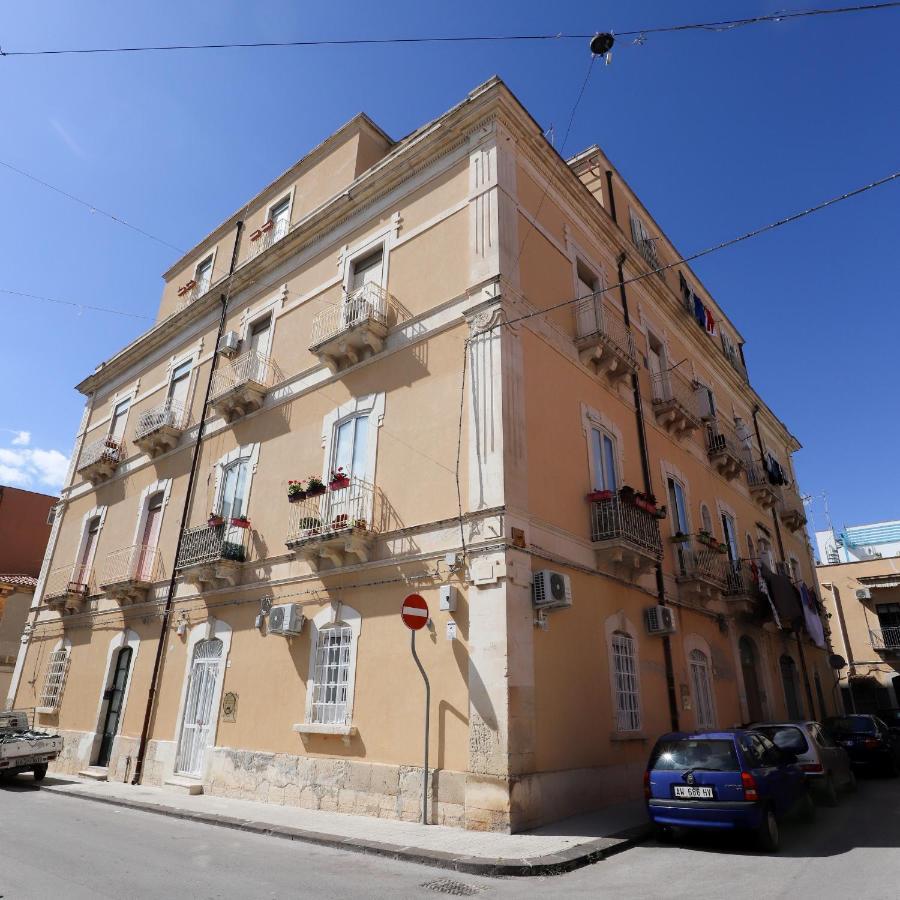 La Sicilia In Un Sogno Bed & Breakfast Syracuse Exterior photo